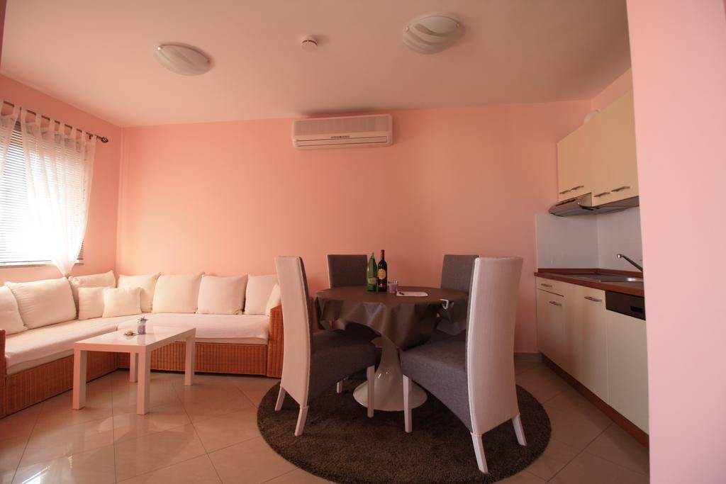 Apartment Dalmatien Traumhaus Makarska Luaran gambar